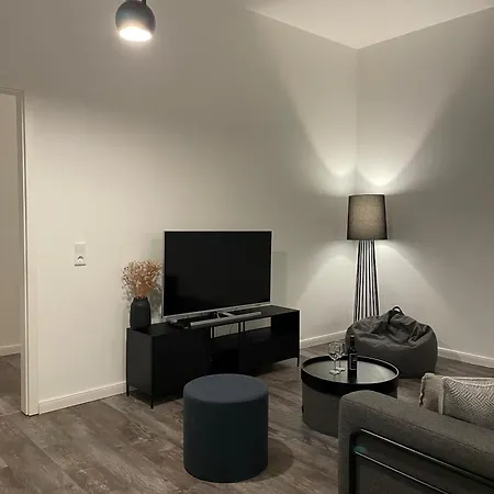 Apartmenthaus Zum Stadthafen 6 *